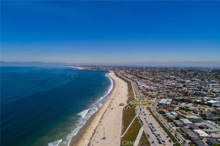 1906 Carnegie Lane E, Redondo Beach, California 90278