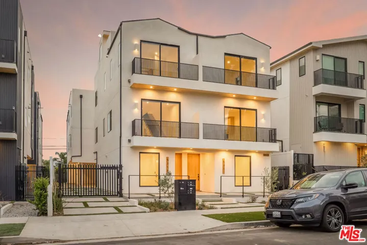 5313 Ben Avenue 1, Valley Village, California 91607