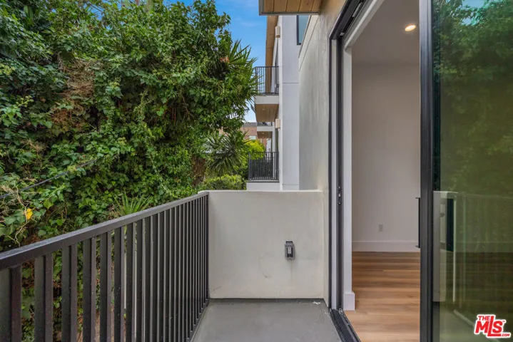 5313 Ben Avenue 1, Valley Village, California 91607