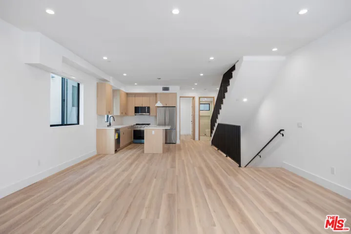 5313 Ben Avenue 1, Valley Village, California 91607