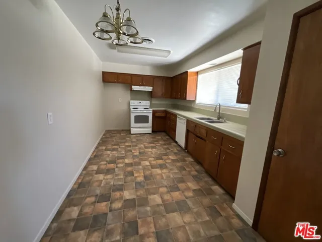 1440 Calhoun Court C, Hemet, California 92544