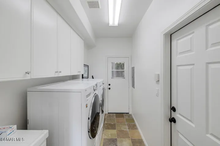 6103 Deerhill Rd-17