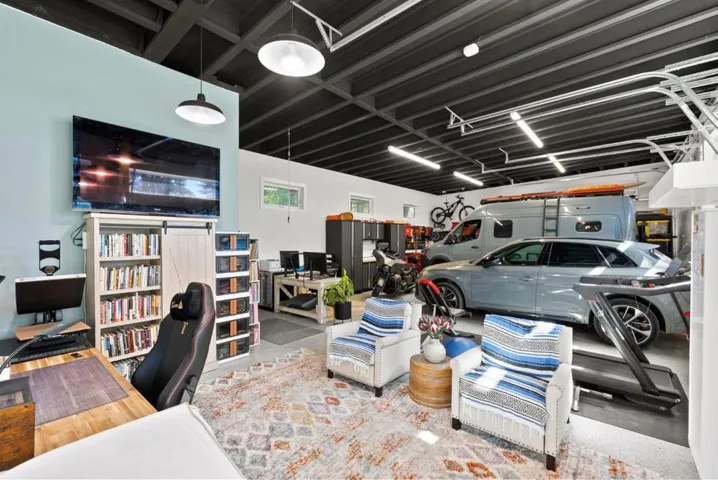 12180 Skyline Boulevard, Woodside, California 94062