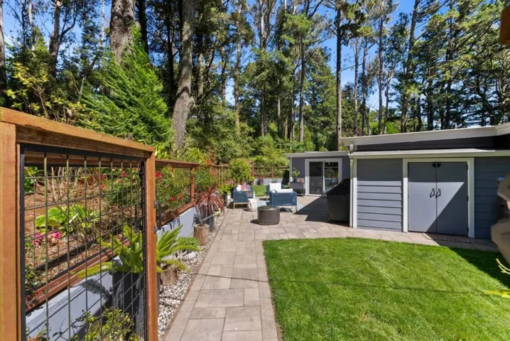 12180 Skyline Boulevard, Woodside, California 94062