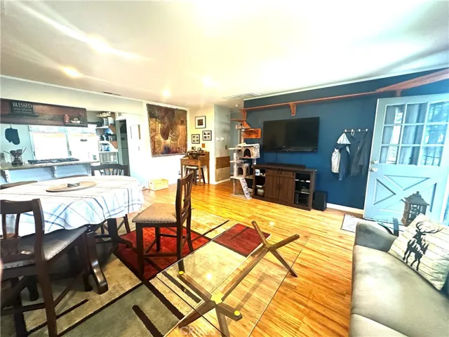8087 Worthy, Westminster, California 92683