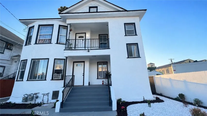 1405 Oak, Los Angeles, California 90015