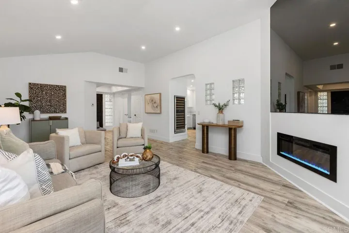 3190 Camino Arroyo, Carlsbad, California 92009