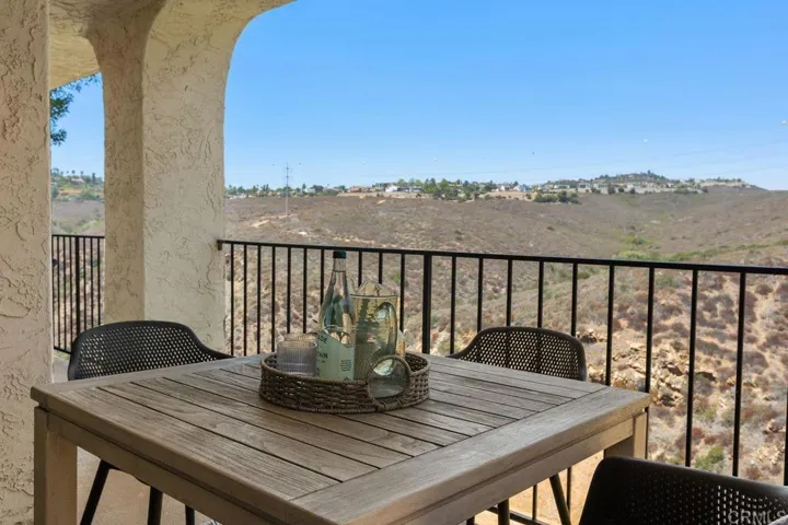 3190 Camino Arroyo, Carlsbad, California 92009