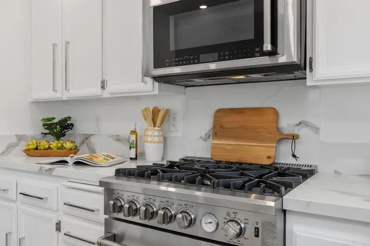 3190 Camino Arroyo, Carlsbad, California 92009