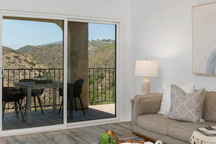 3190 Camino Arroyo, Carlsbad, California 92009