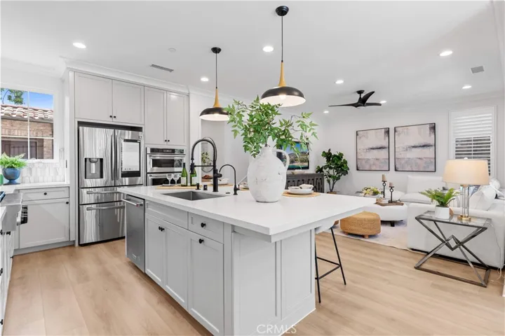 54 Painted Cameo, Irvine, California 92602