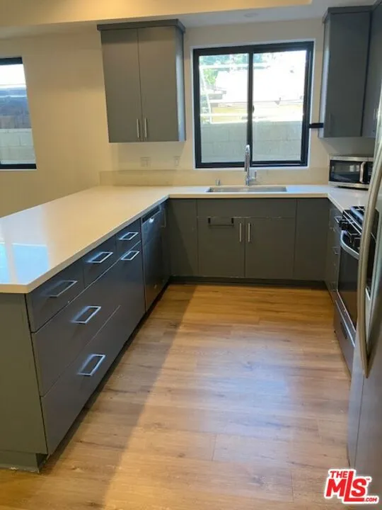 kitchen kitchen