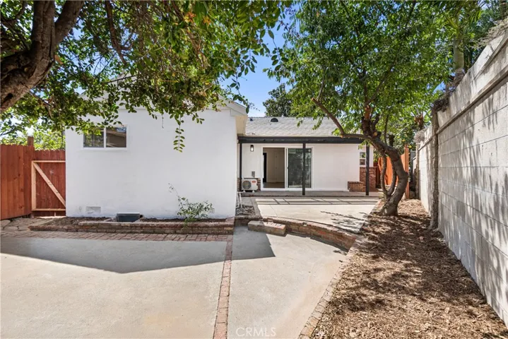 884 Lewis Street, Pomona, California 91768