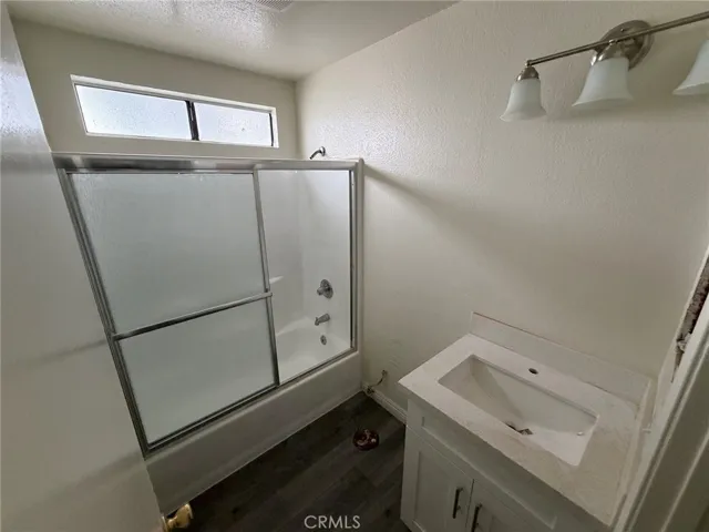912 S Ash Avenue 1, Inglewood, California 90301