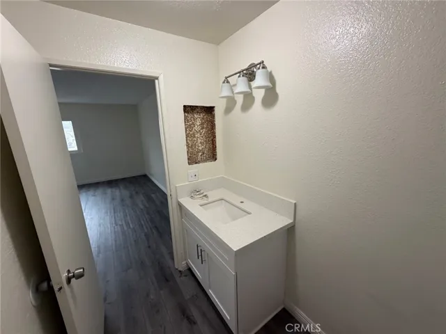 912 S Ash Avenue 1, Inglewood, California 90301