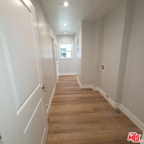 418 S Roxbury Drive, Beverly Hills, California 90212