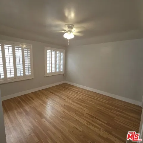 418 S Roxbury Drive, Beverly Hills, California 90212