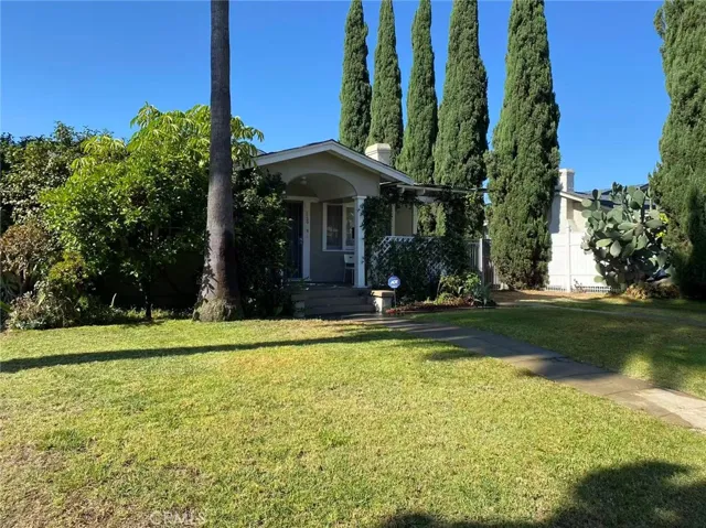1120 W Commonwealth, Alhambra, California 91803