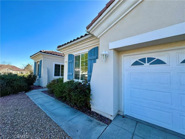 11162 Datura, Apple Valley, California 92308