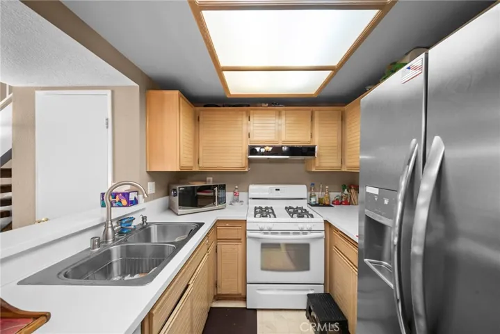 24153 Del Monte 354, Valencia, California 91355