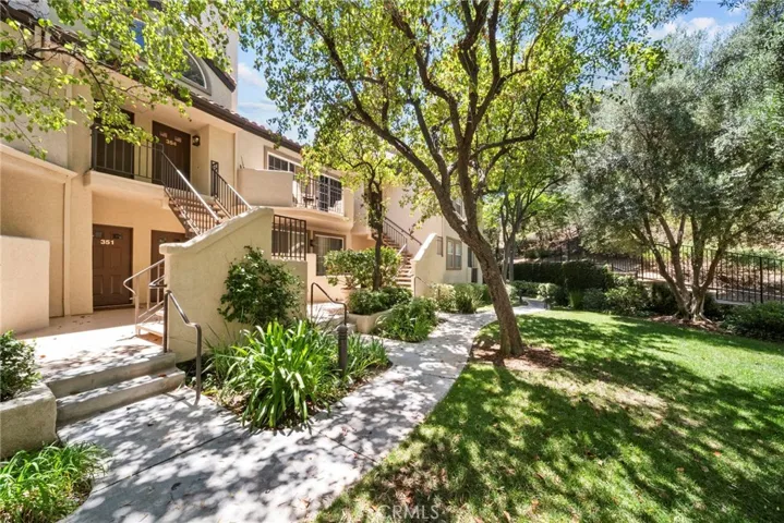 24153 Del Monte 354, Valencia, California 91355