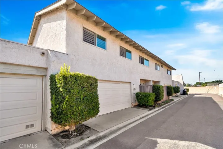 10065 Hidden Village, Garden Grove, California 92840