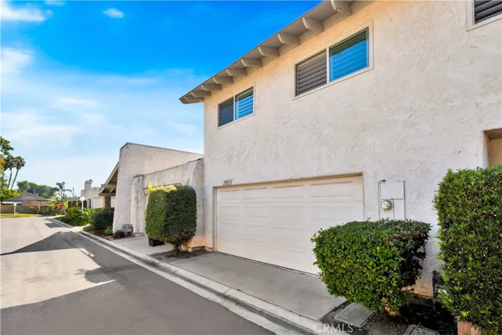 10065 Hidden Village, Garden Grove, California 92840