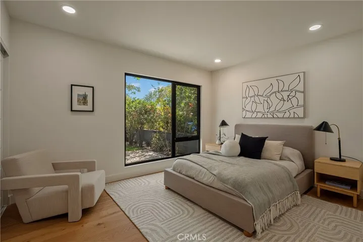 12311 Hartsook Street, Valley Village, California 91607