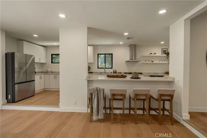 12311 Hartsook Street, Valley Village, California 91607
