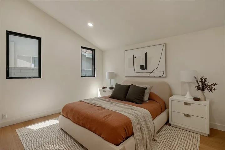 12311 Hartsook Street, Valley Village, California 91607
