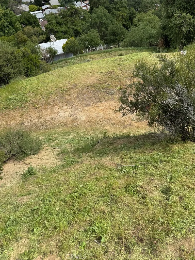 0 0, Tujunga, California 91042 — photo 4