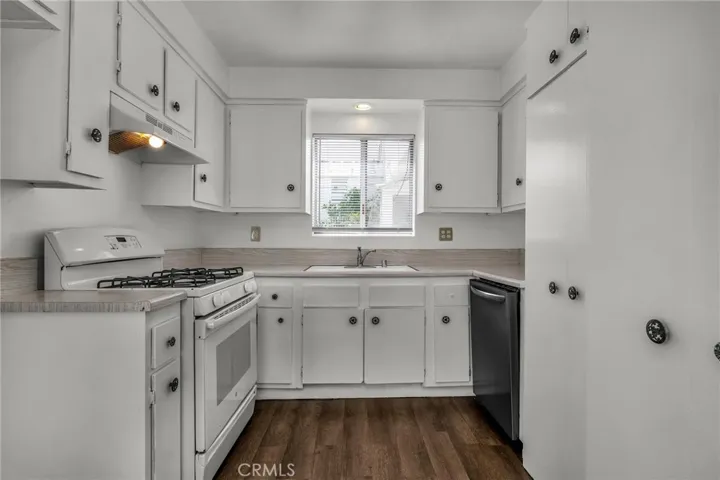2818 W 235th 3, Torrance, California 90505