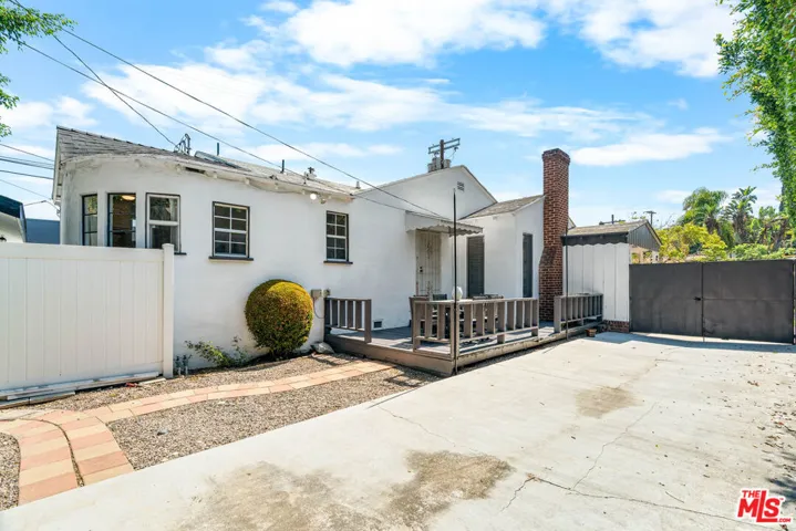 1185 Hauser Boulevard, Los Angeles, California 90019