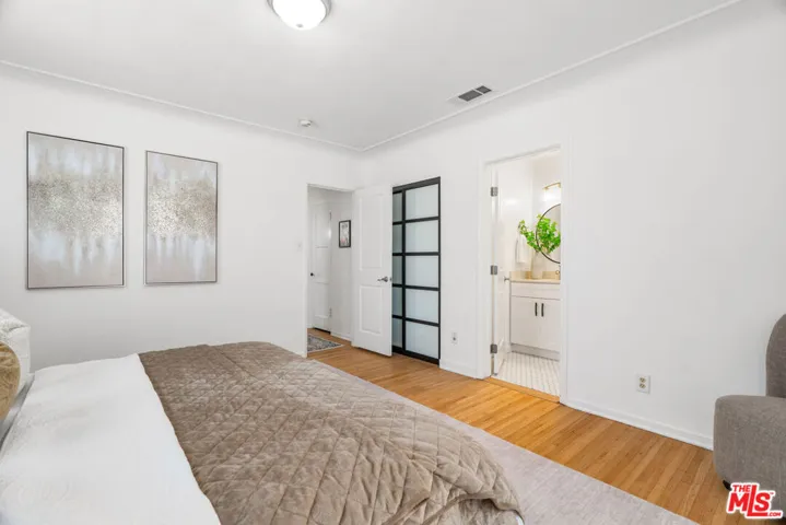 1185 Hauser Boulevard, Los Angeles, California 90019