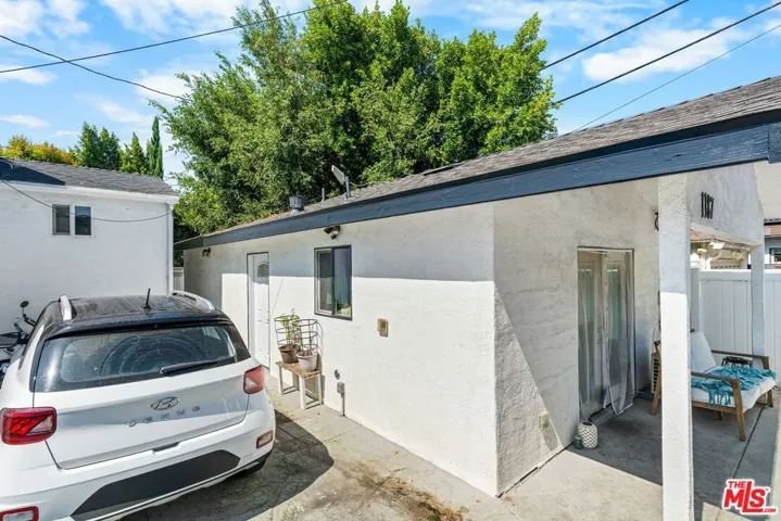 1185 Hauser Boulevard, Los Angeles, California 90019