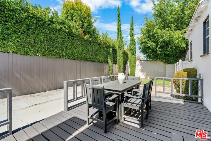 1185 Hauser Boulevard, Los Angeles, California 90019
