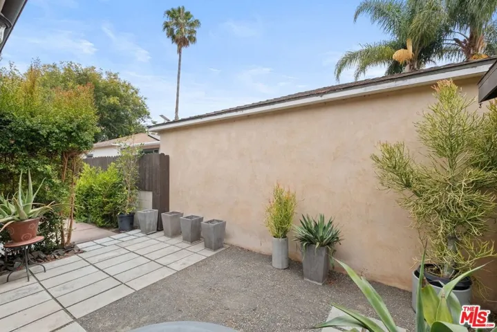 4043 Harter Avenue, Culver City, California 90232