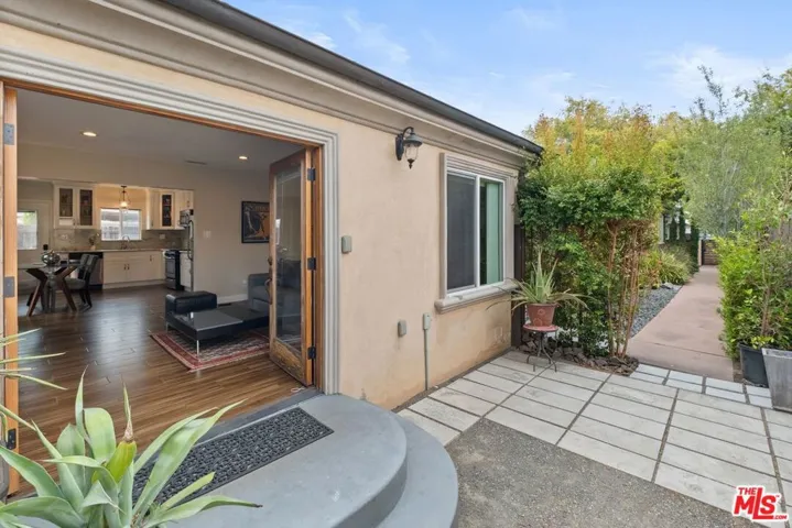 4043 Harter Avenue, Culver City, California 90232