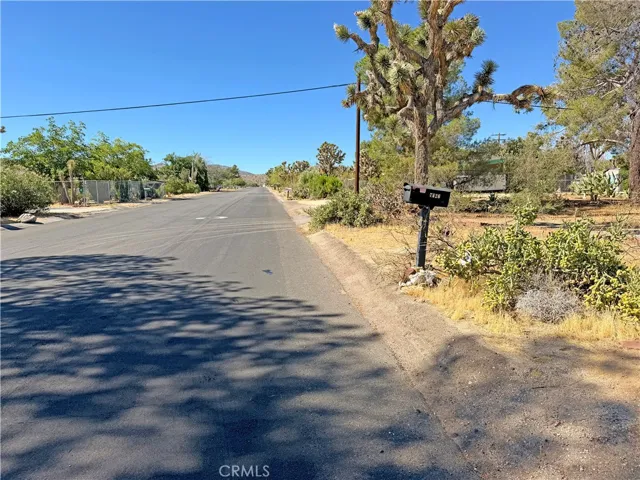 7426 Elata, Yucca Valley, California 92284
