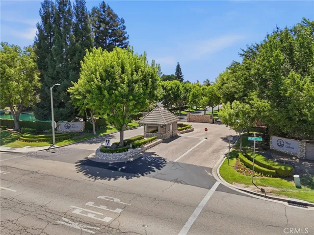 5622 W Prospect, Visalia, California 93291