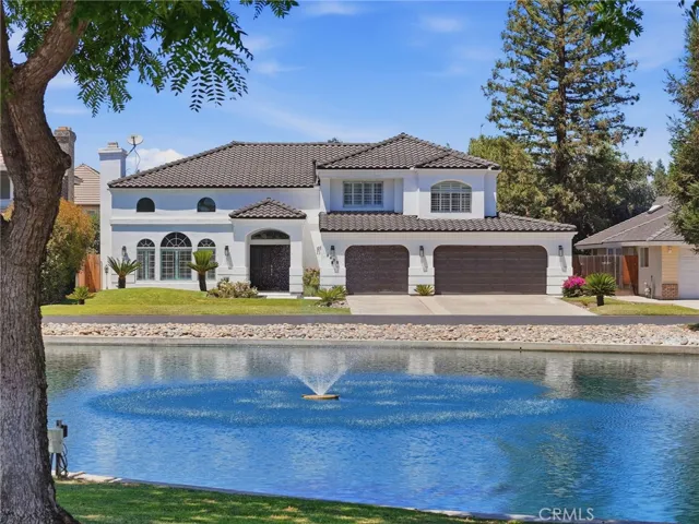 5622 W Prospect, Visalia, California 93291