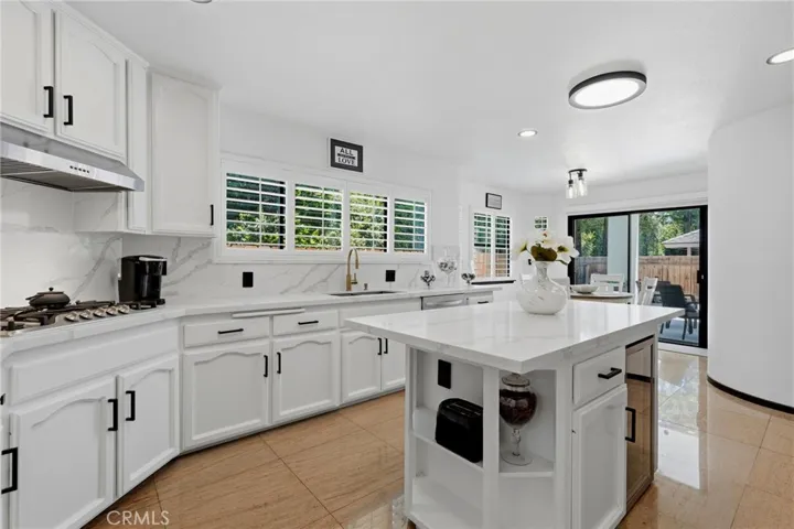5622 W Prospect, Visalia, California 93291