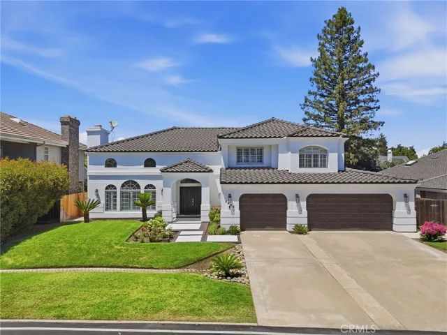 5622 W Prospect, Visalia, California 93291