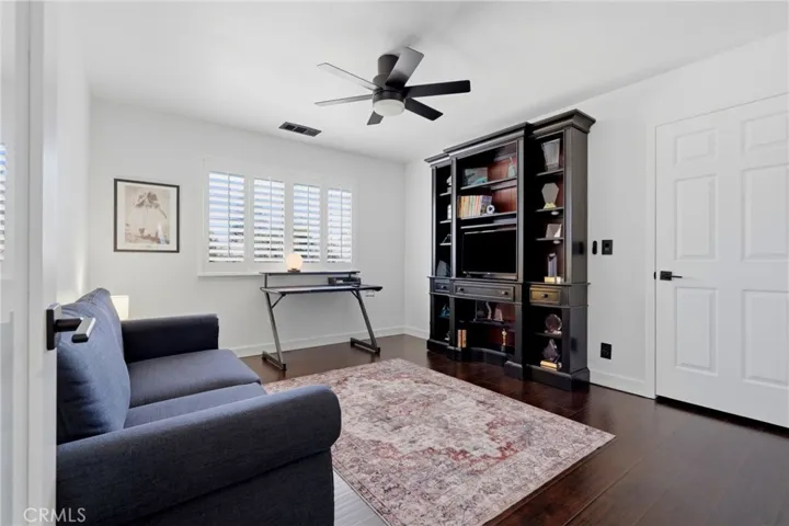 5622 W Prospect, Visalia, California 93291