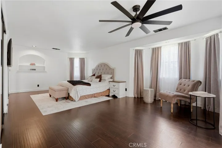 5622 W Prospect, Visalia, California 93291