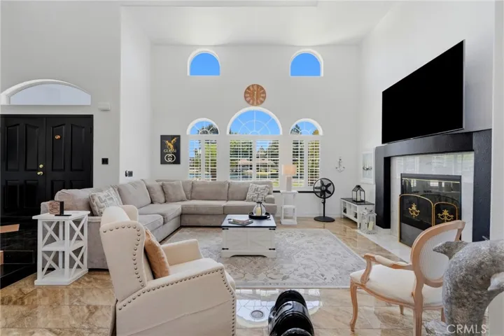 5622 W Prospect, Visalia, California 93291