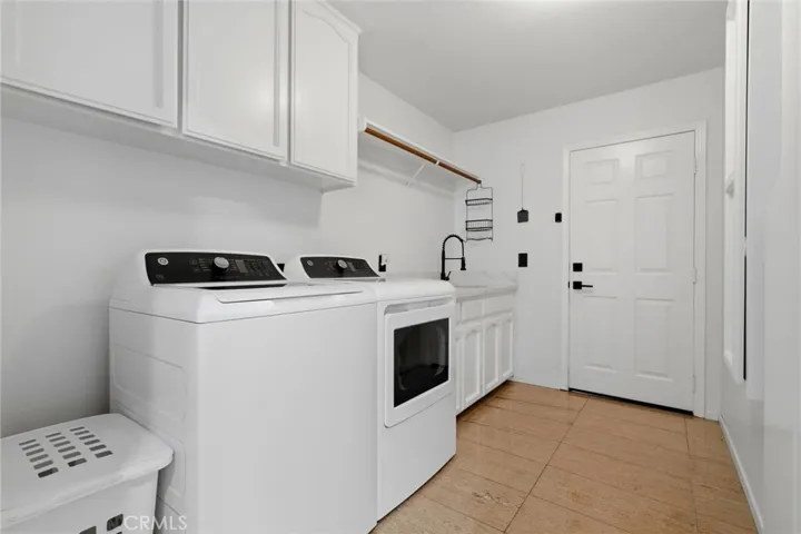 5622 W Prospect, Visalia, California 93291