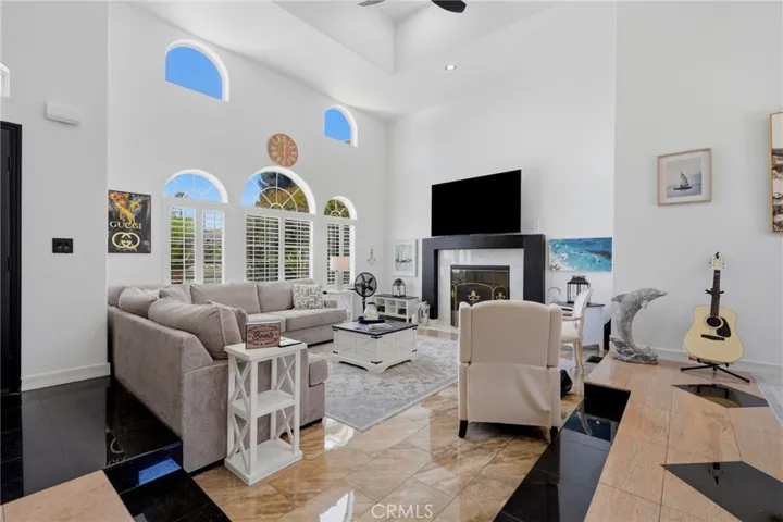 5622 W Prospect, Visalia, California 93291