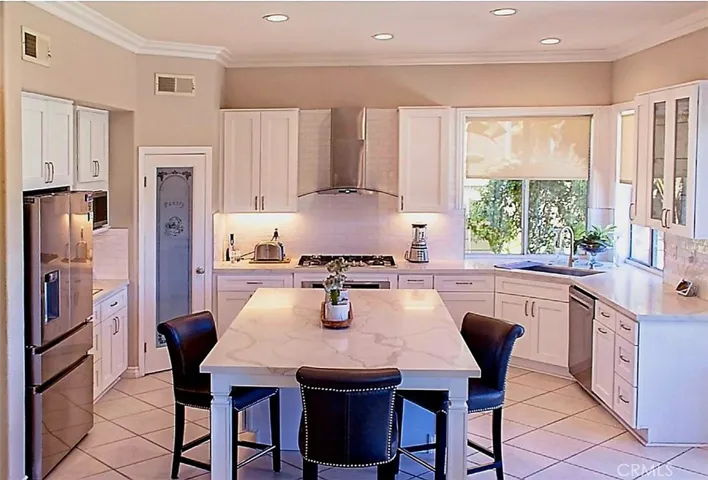 25671 Pacific Crest, Mission Viejo, California 92692