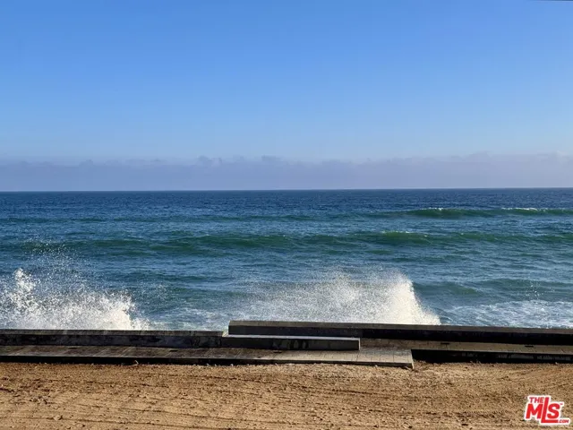 11916 Whalers Lane, Malibu, California 90265